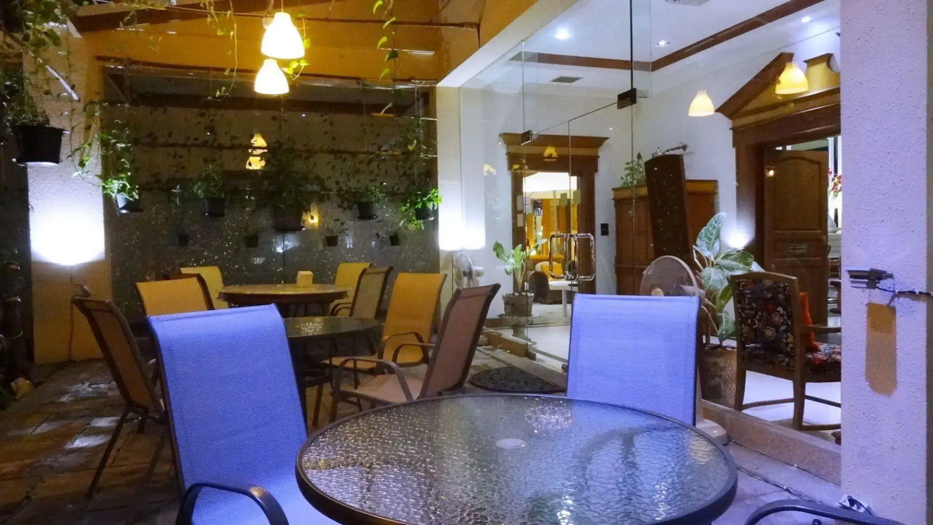 Asias Boutique Club / The Homestays