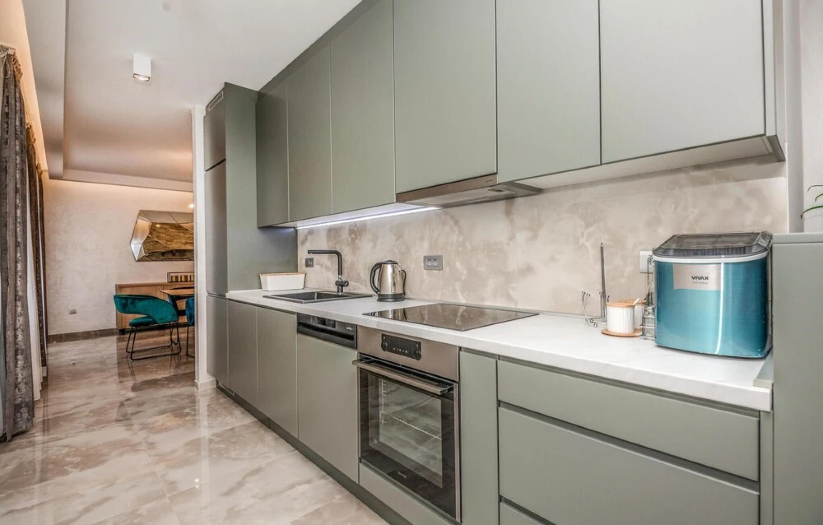 Amazing Home in Makarska with Outdoor Swimming Pool, Hot Tub & WiFi