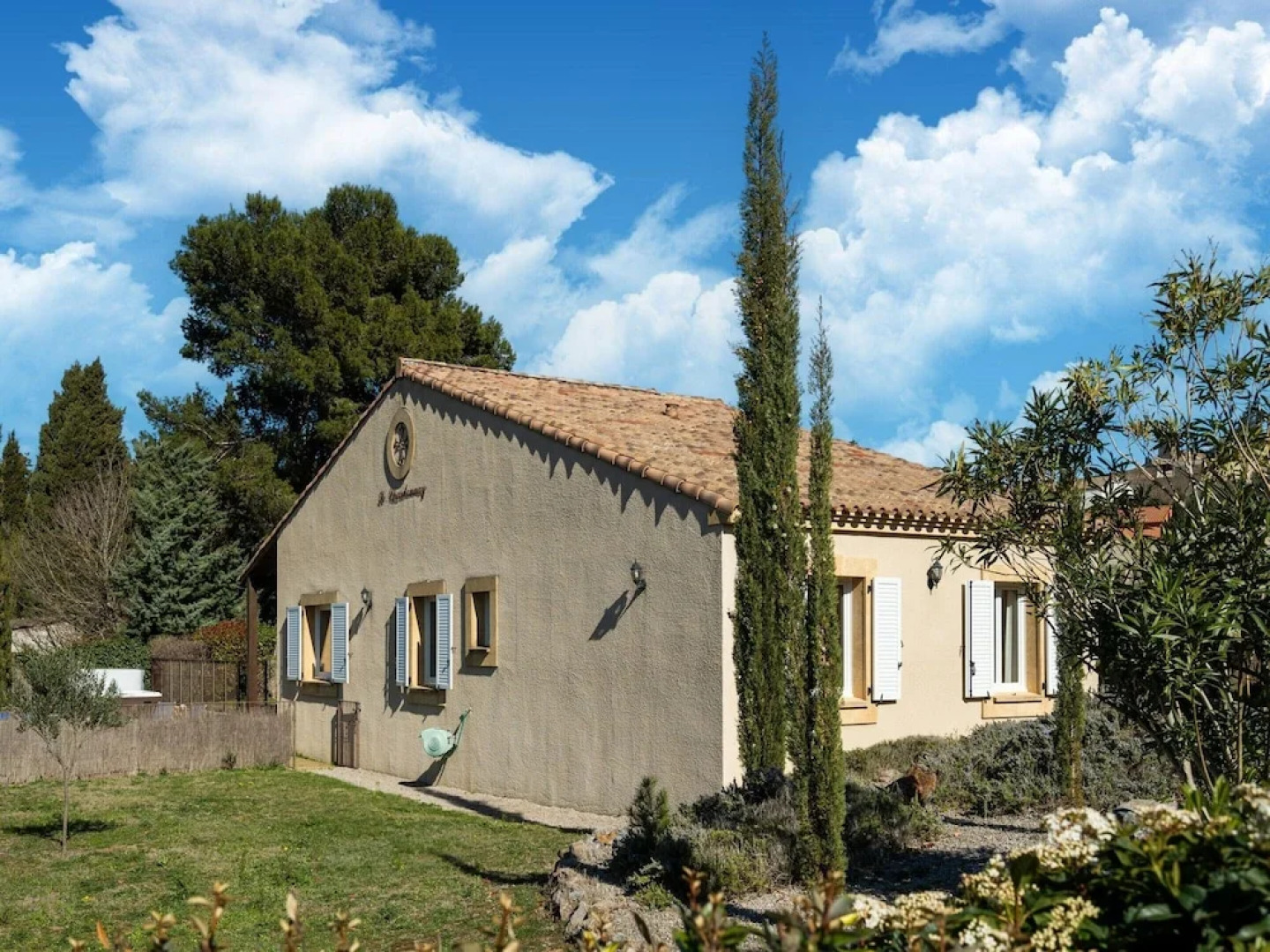 Villa in Montbrun With Pool and Mountain Views