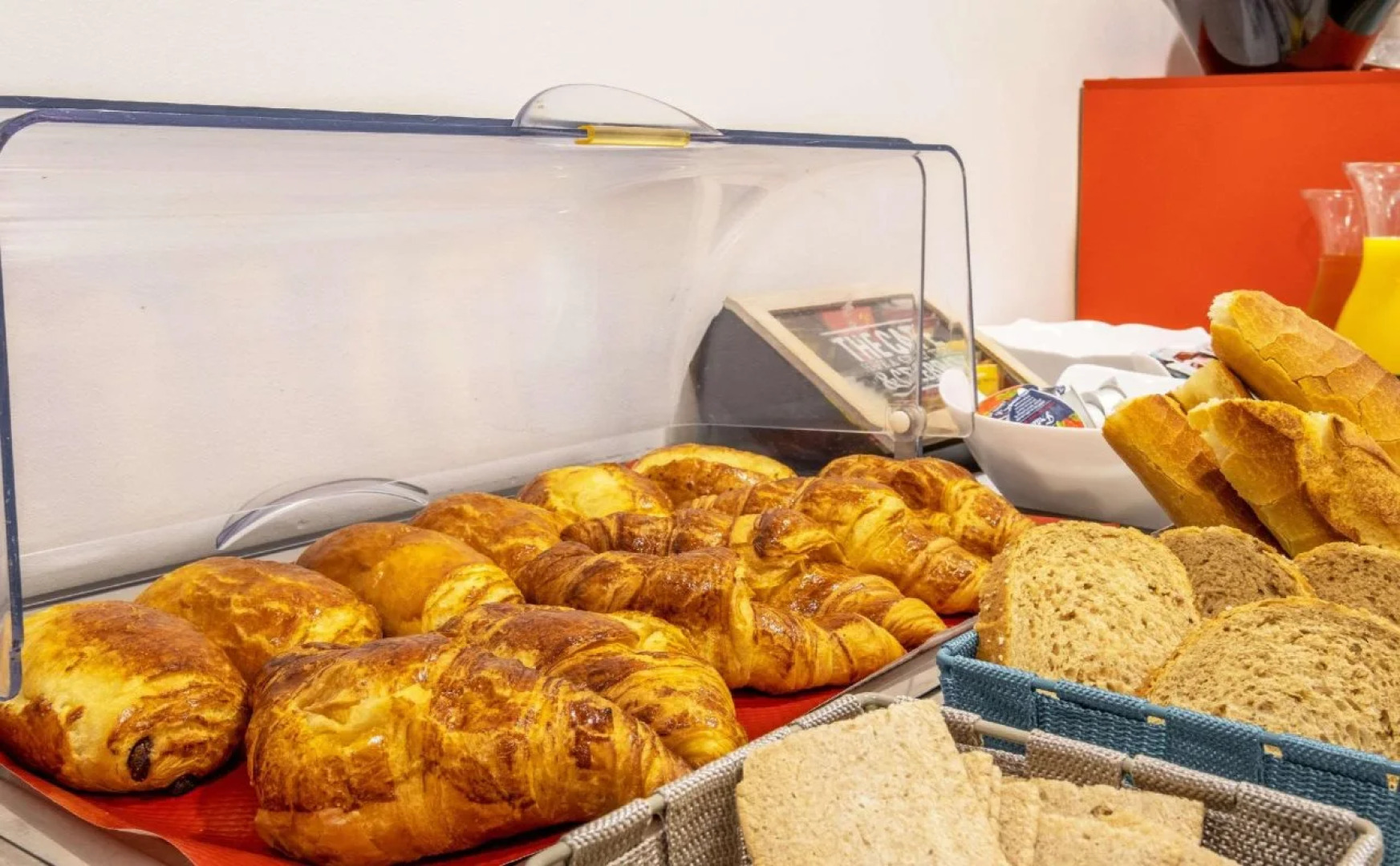 Comfort Hotel Au Firmament Asnieres-sur-Seine