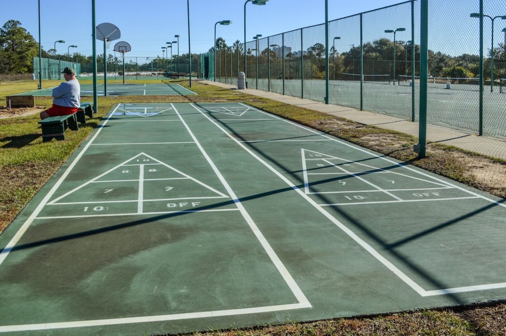 Summer Palace B 2 Bedroom Duplex by RedAwning