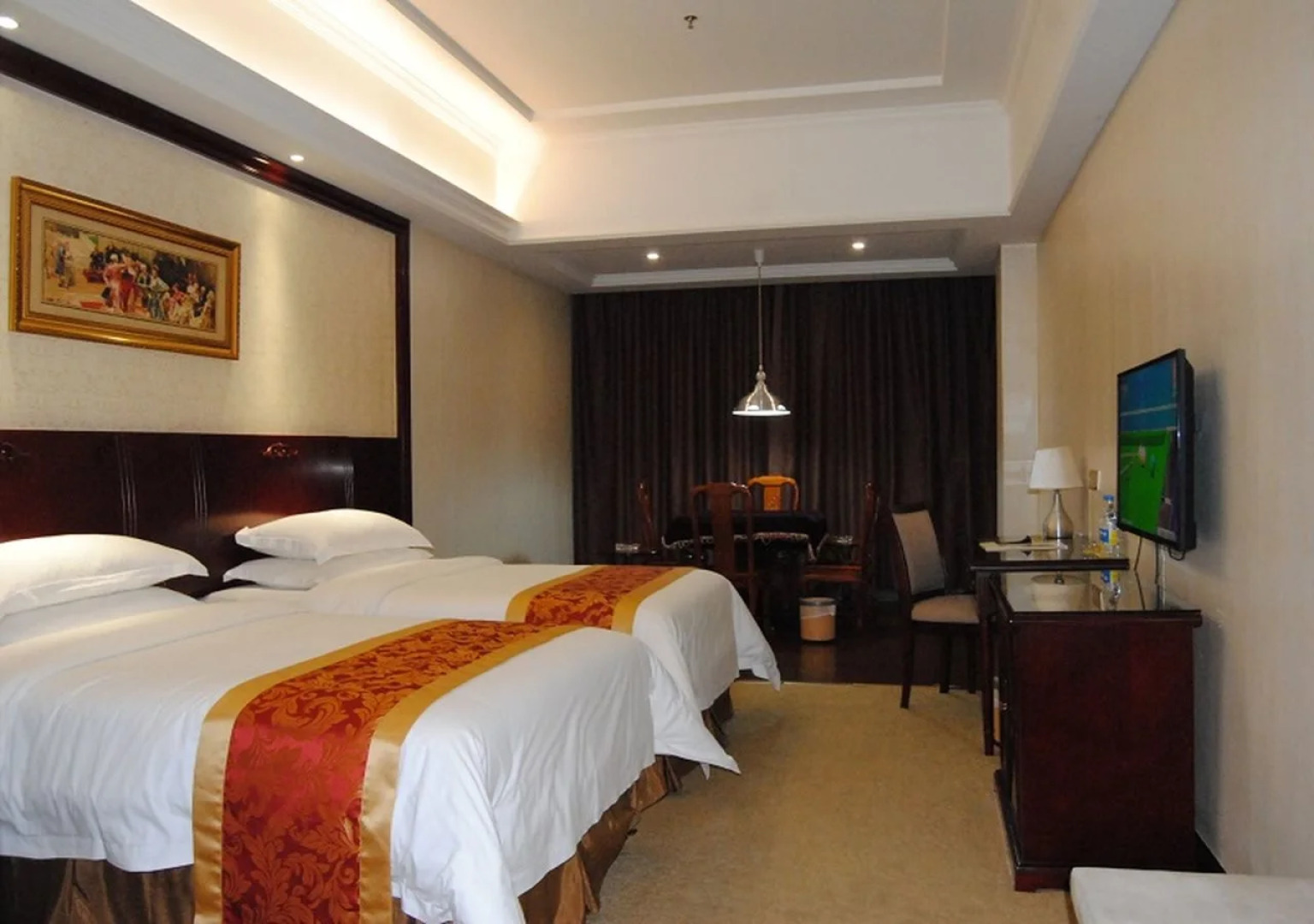 Vienna Hotel Shanwei Lufeng Jieshi Bus Station Branch