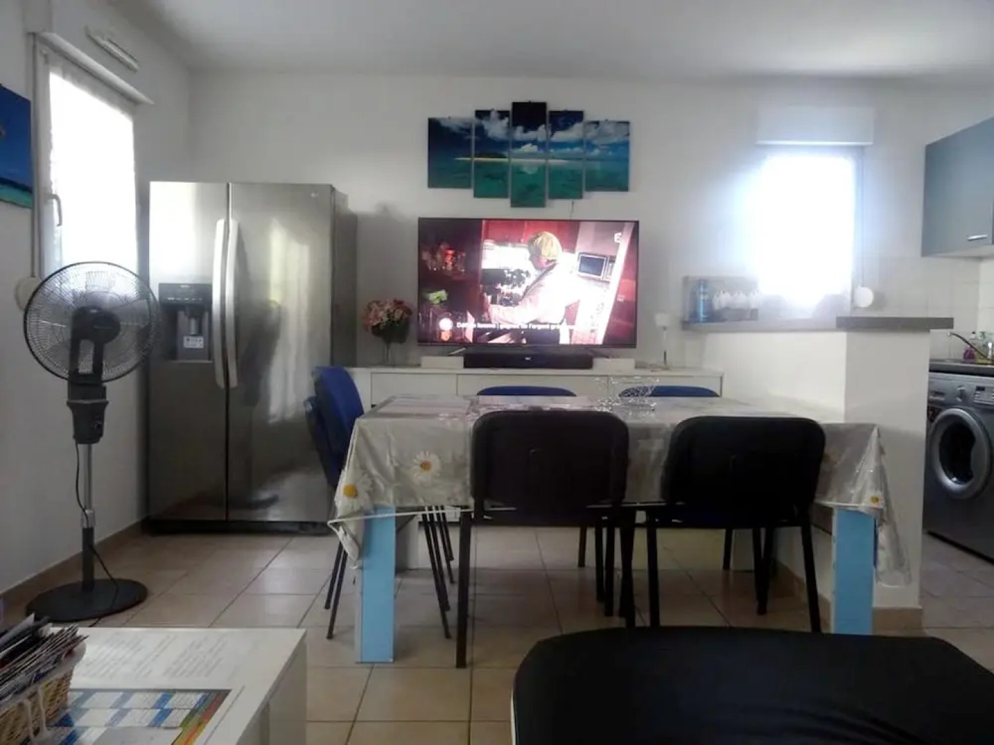 Apartment With 2 Bedrooms in Villeneuve-lès-avignon, With Pool Access,