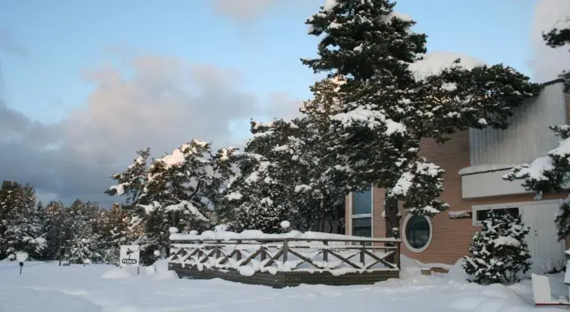 Pedase Hotel & Guesthouse