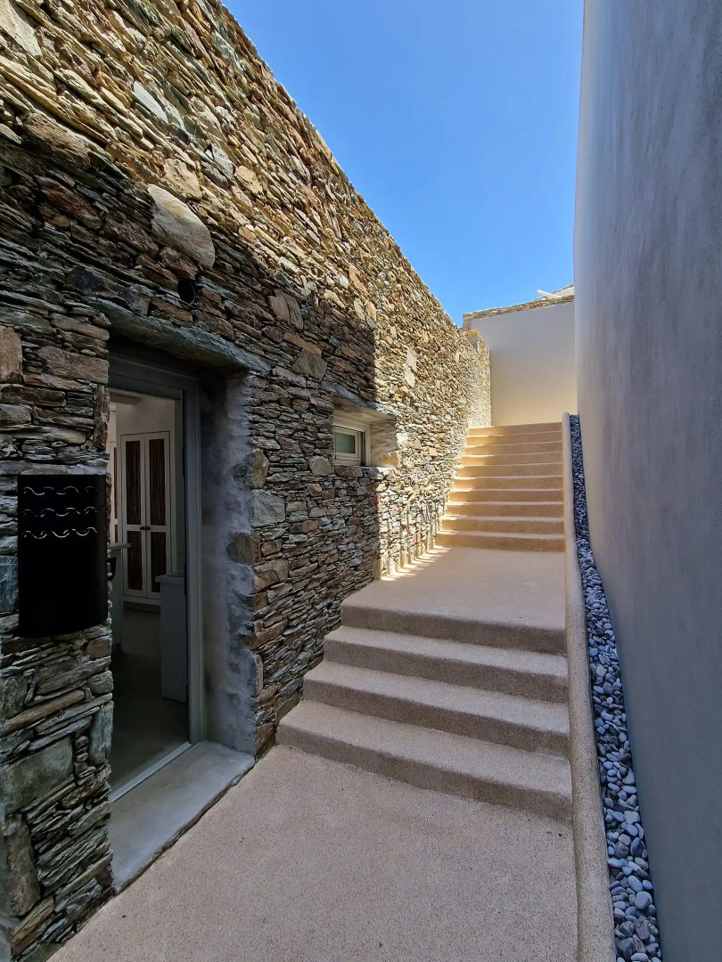 AGADA Folegandros