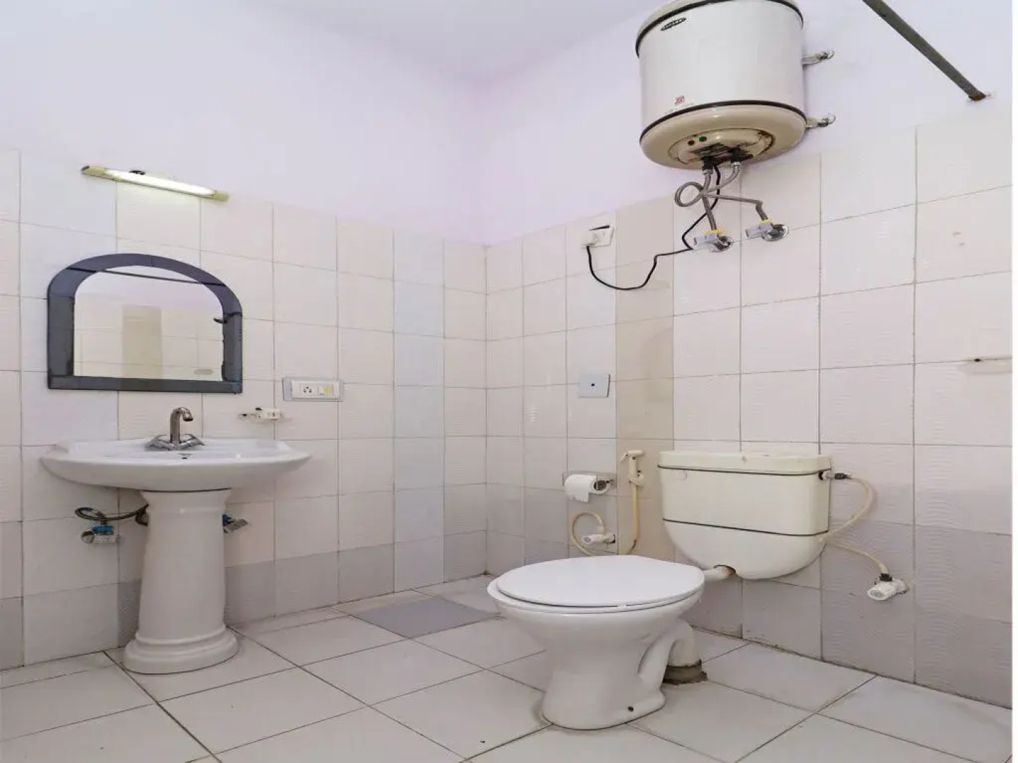 Oyo 708 Hotel Sanjeevni