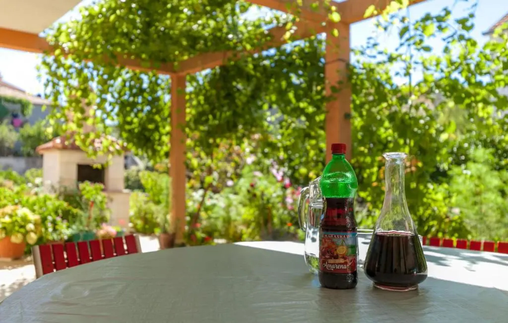 Apartments and Rooms Dobrila