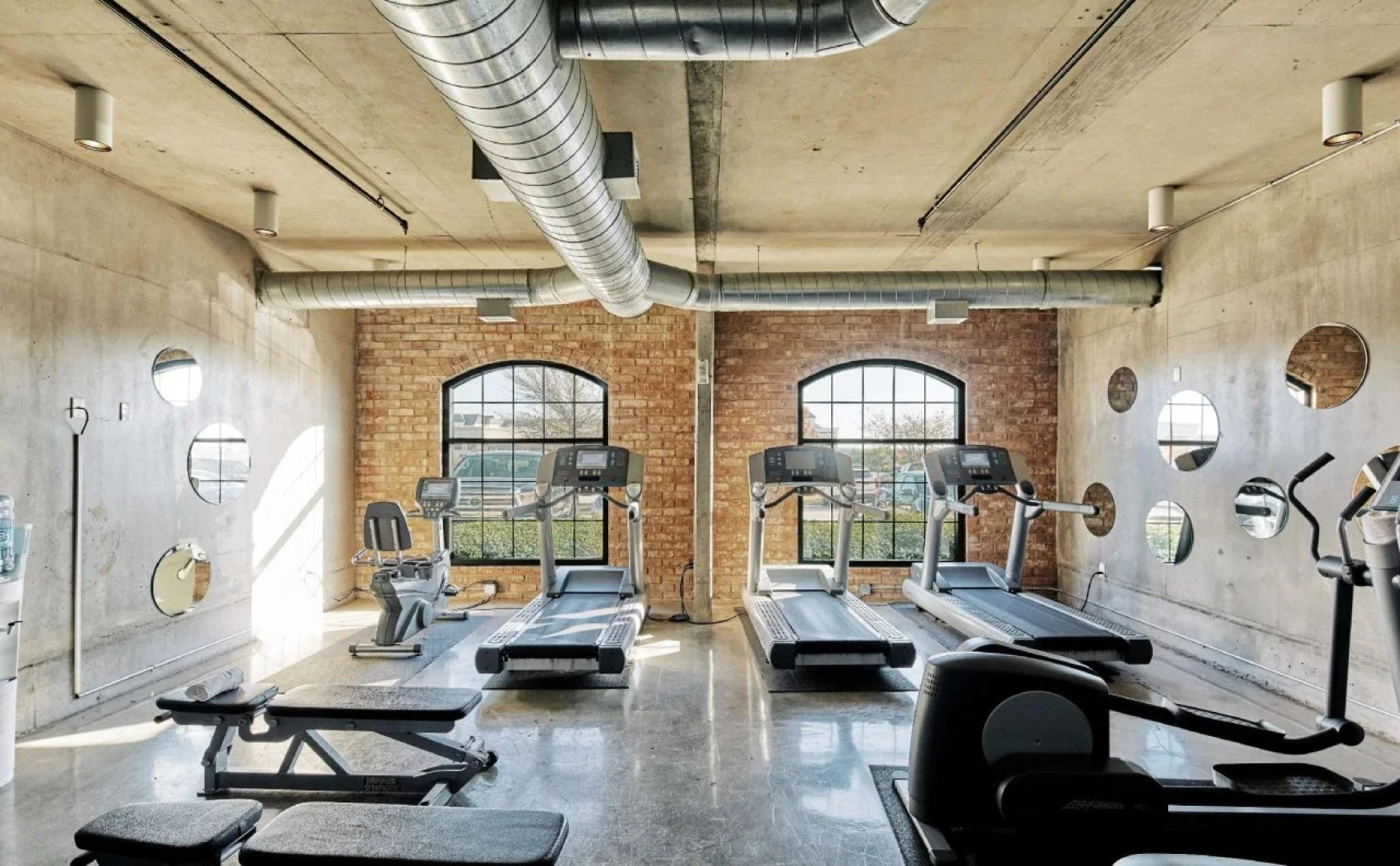 NYLO Dallas Plano Hotel, Tapestry Collection by Hilton