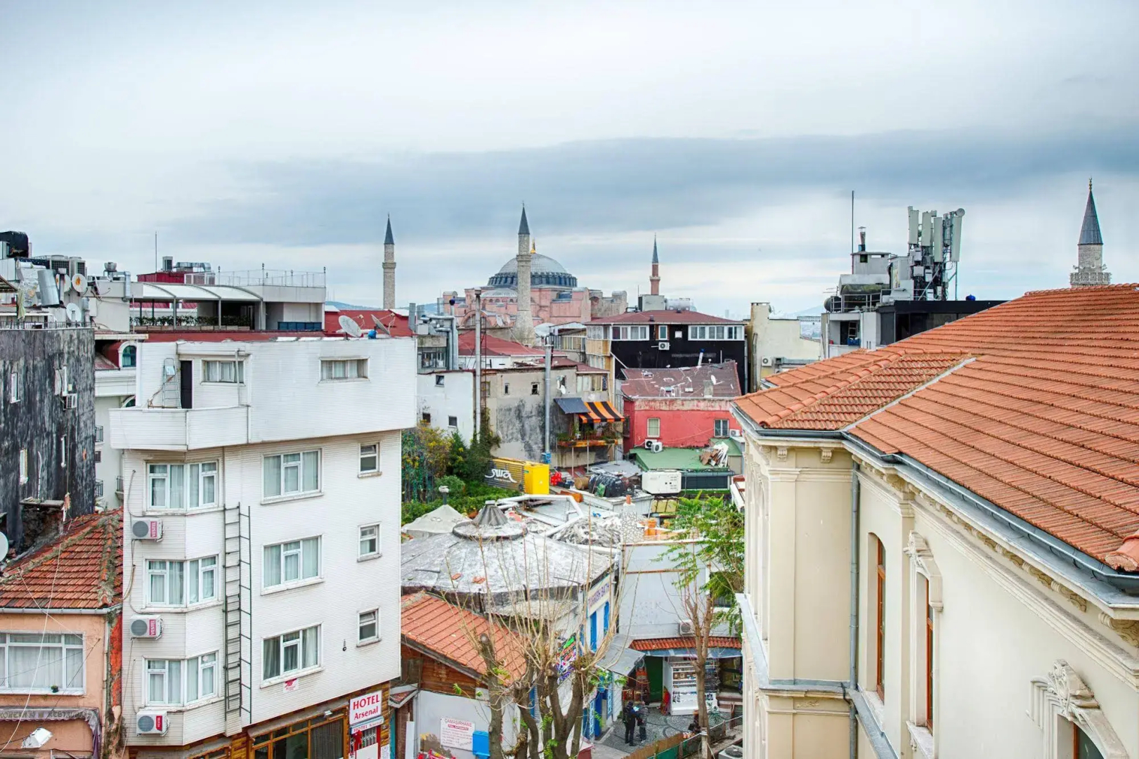 Akdeniz Hotel