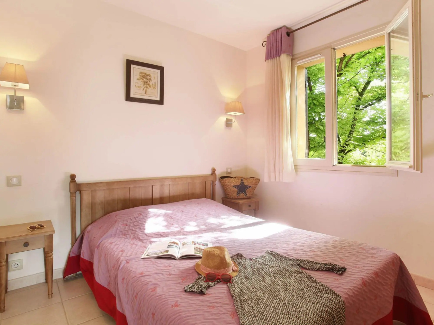 Comfortable Apartment With air Conditioning in the Luberon