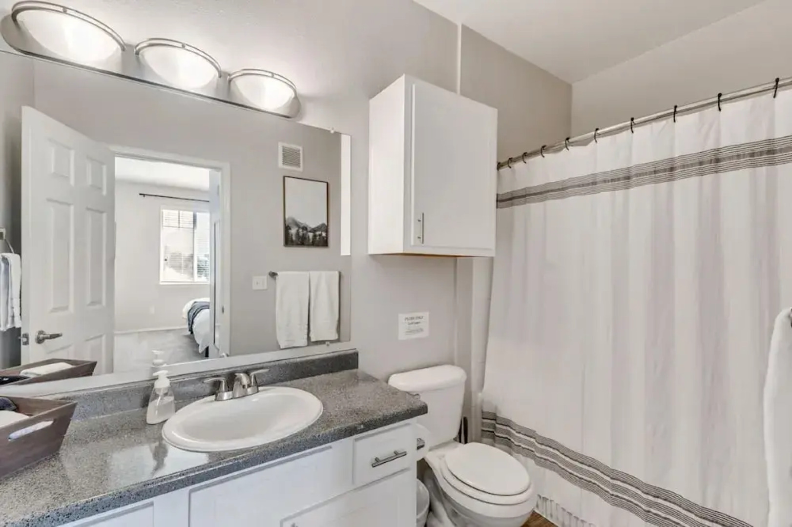 Luxury Apartment - Hot Tub - Gym - Free Parking