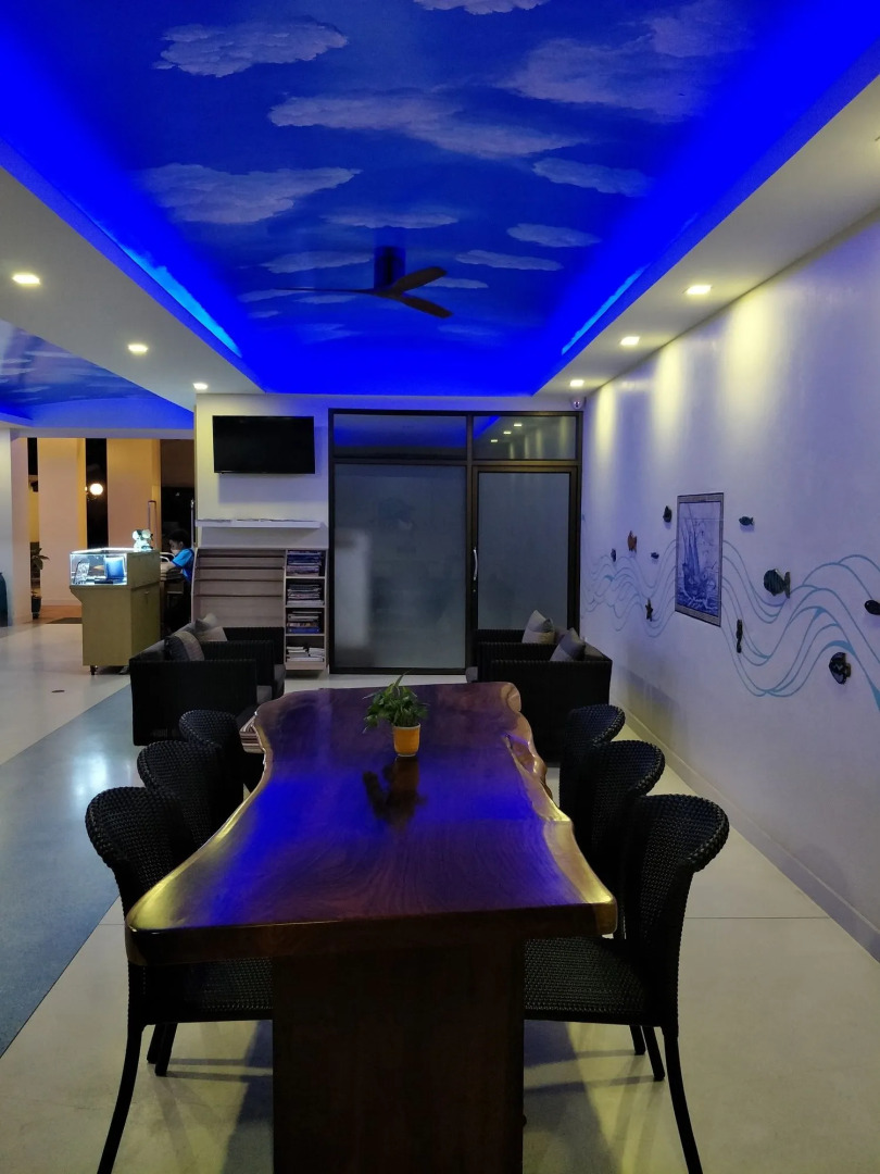 New Travel Beach Resort