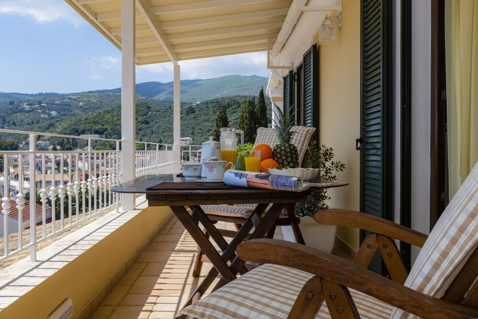 Solaris Methea Deluxe Suites