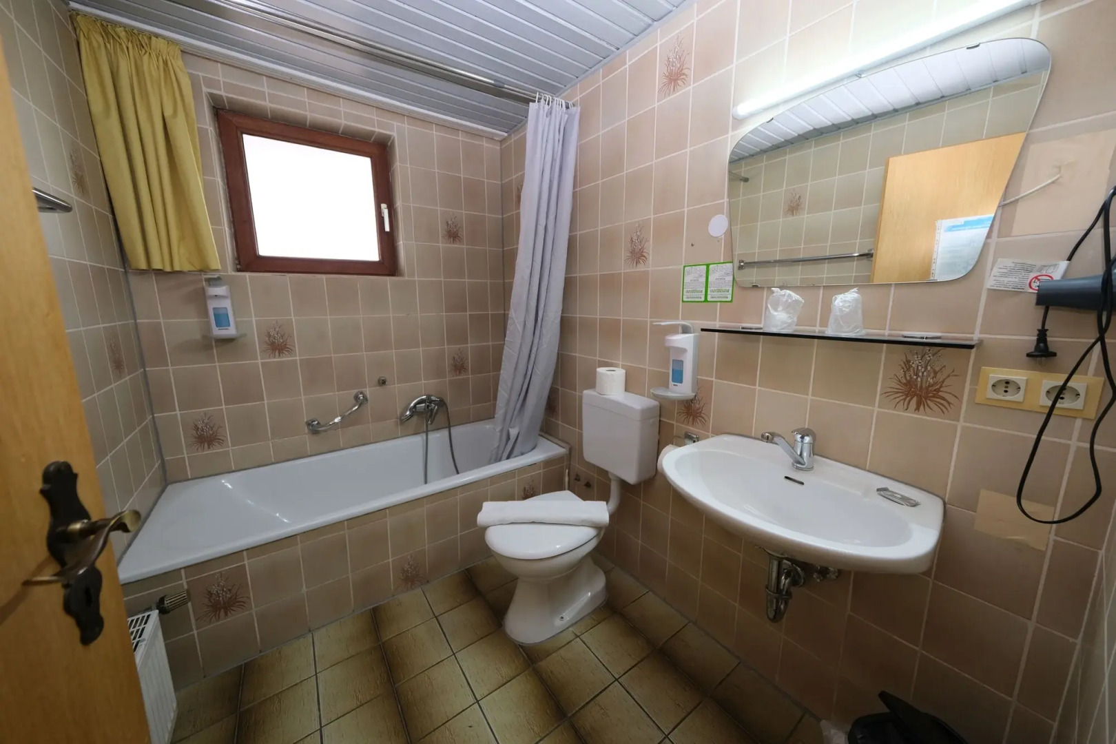 B+B Hotel Sonnenmatte Near Badeparadies