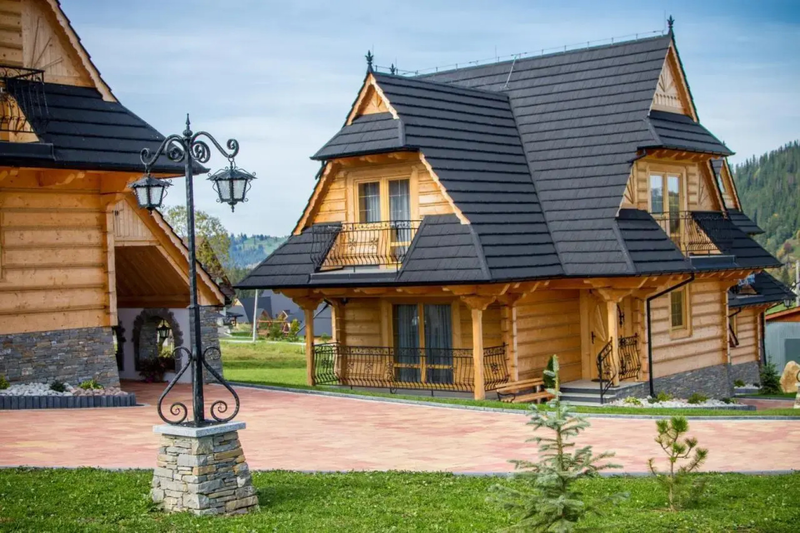 Folk Resort Domki i Apartamenty