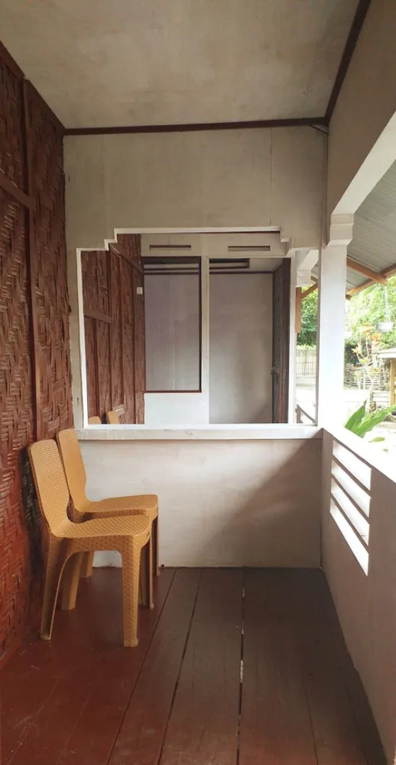 Simeulue Nanik Surfcamp