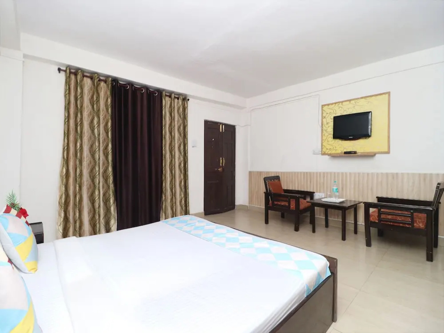 OYO Home 18565 Restful Stay