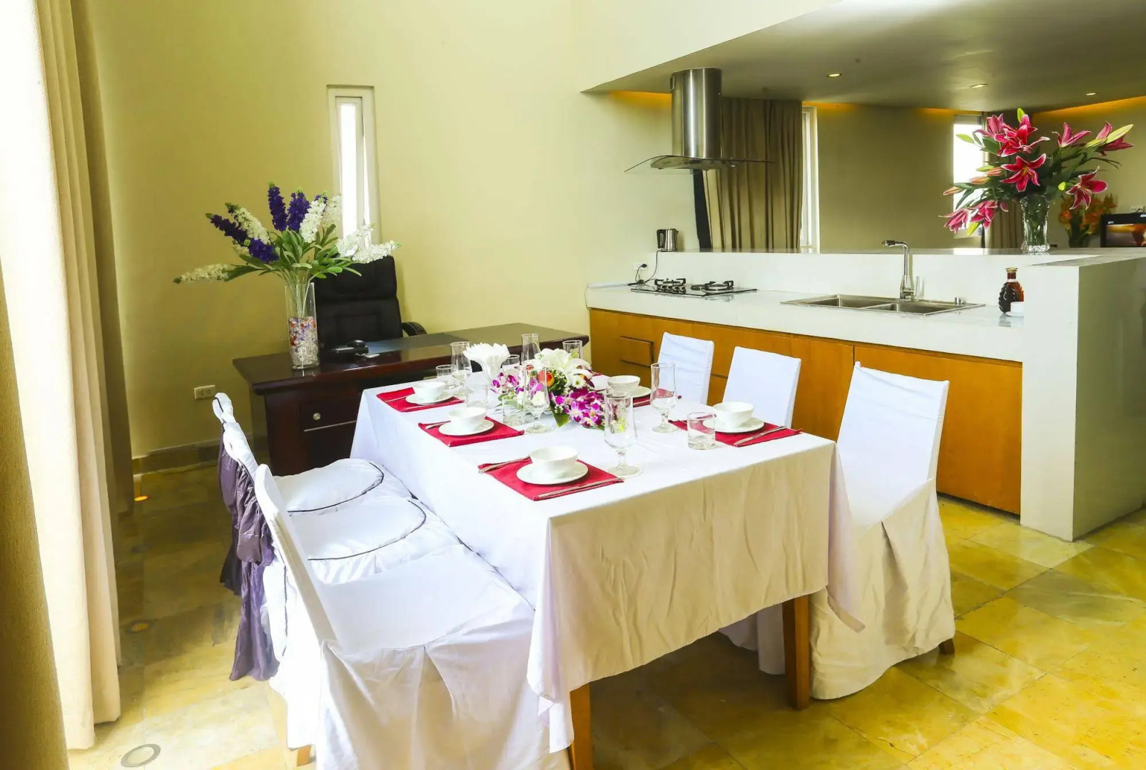 A25 Hotel - 12 Ngo Sy Lien