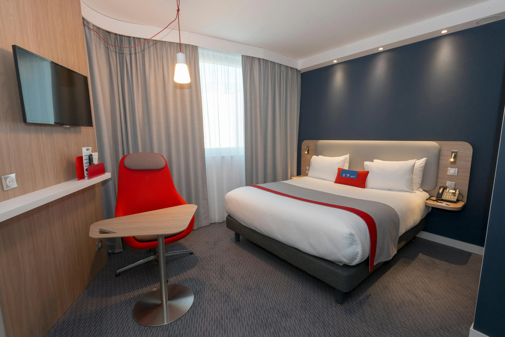 Holiday Inn Express Paris - Velizy by IHG
