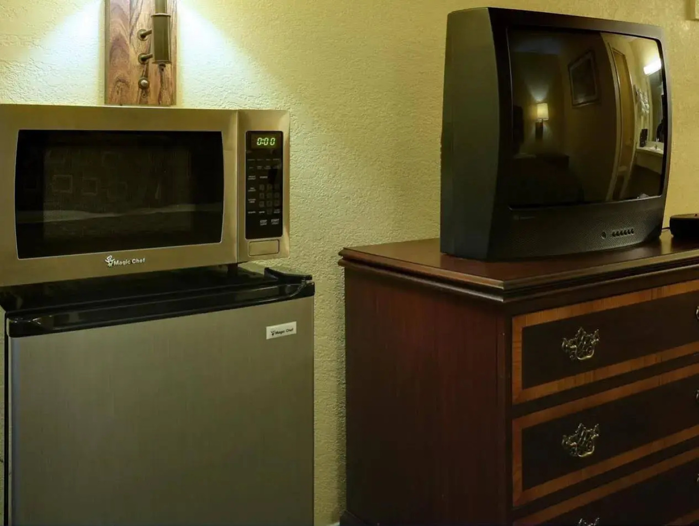 Americas Best Value Inn Comanche