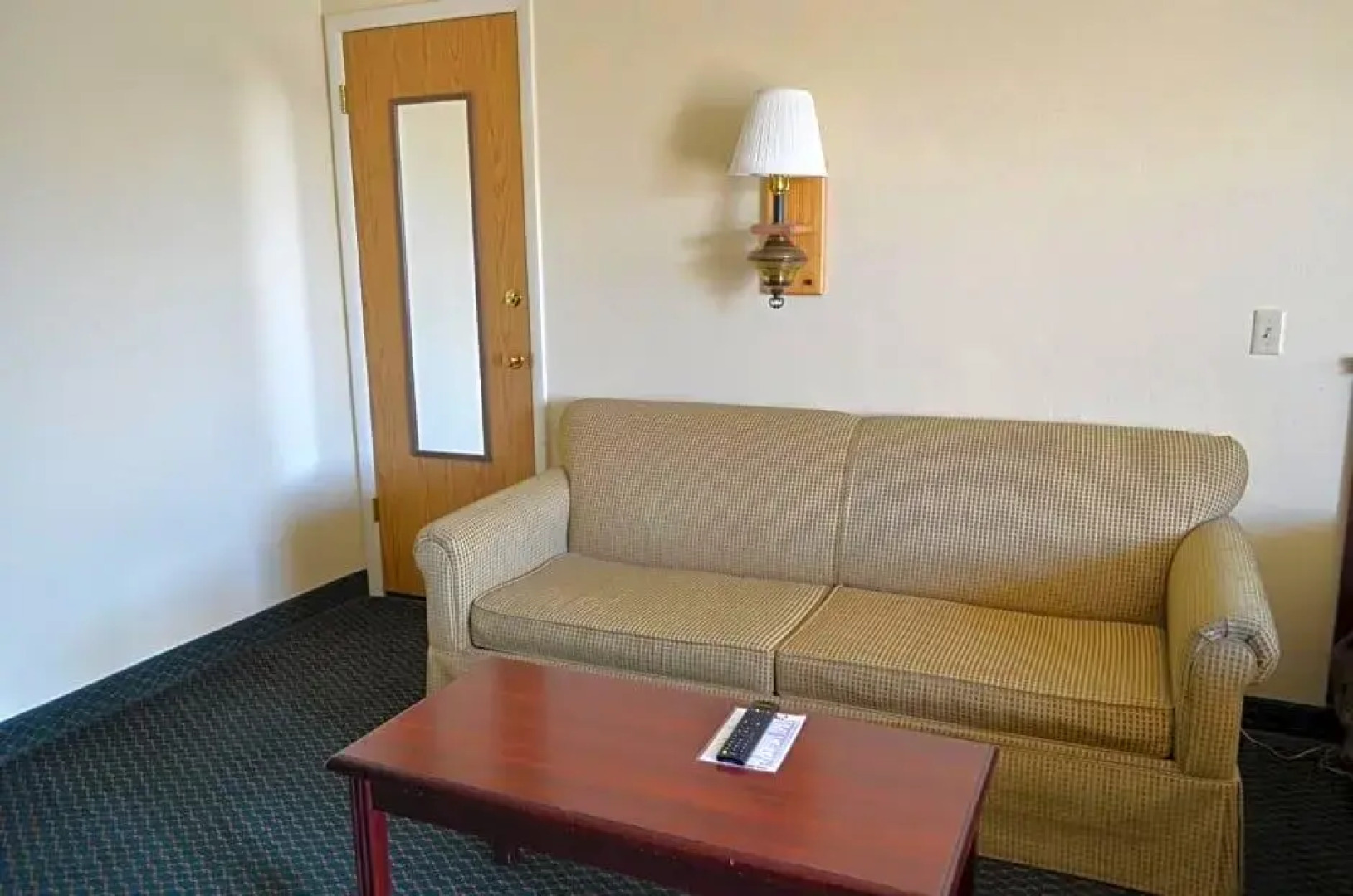 State Game Lodge & Resort