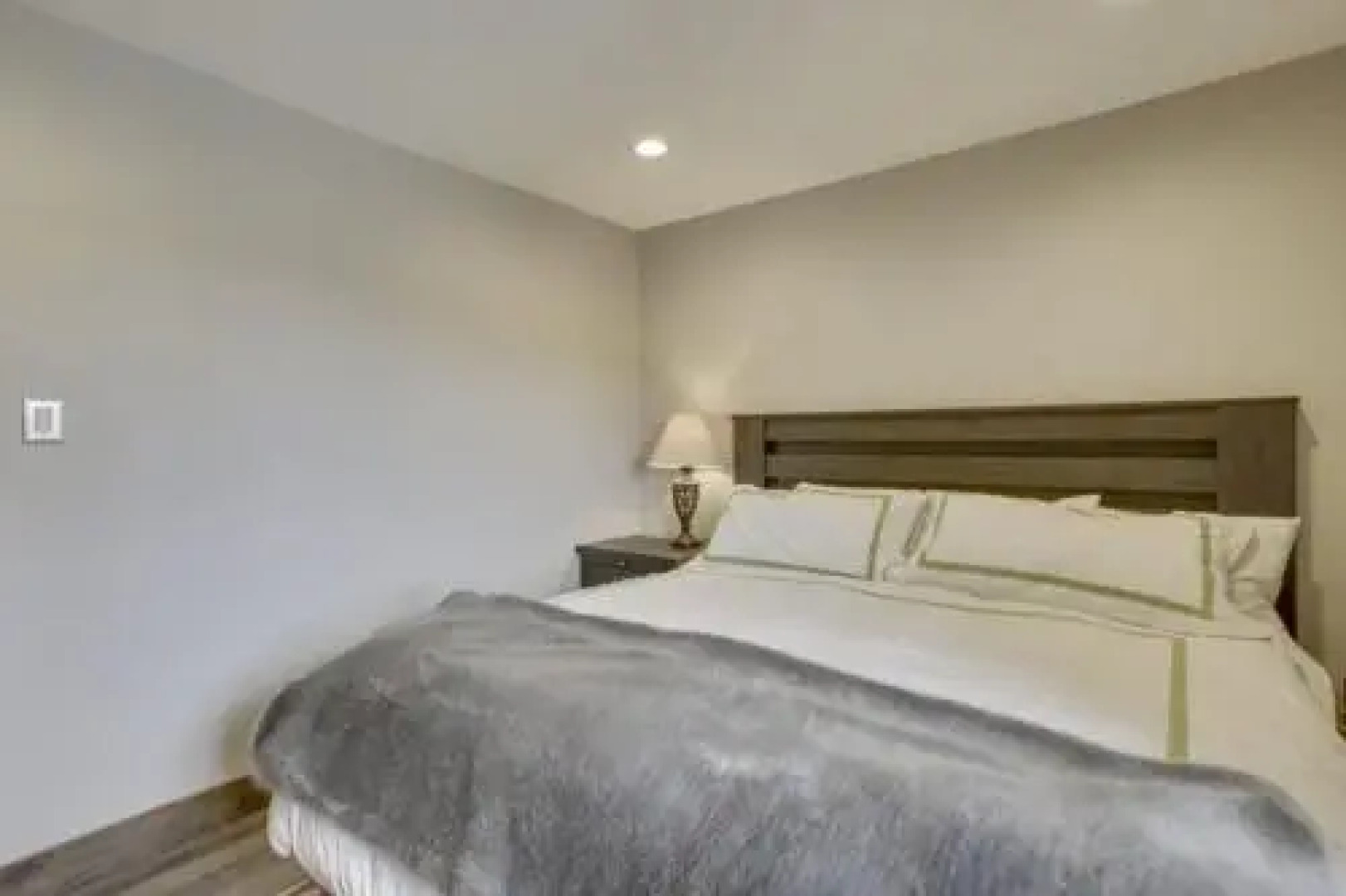 Tannhauser Condominiums