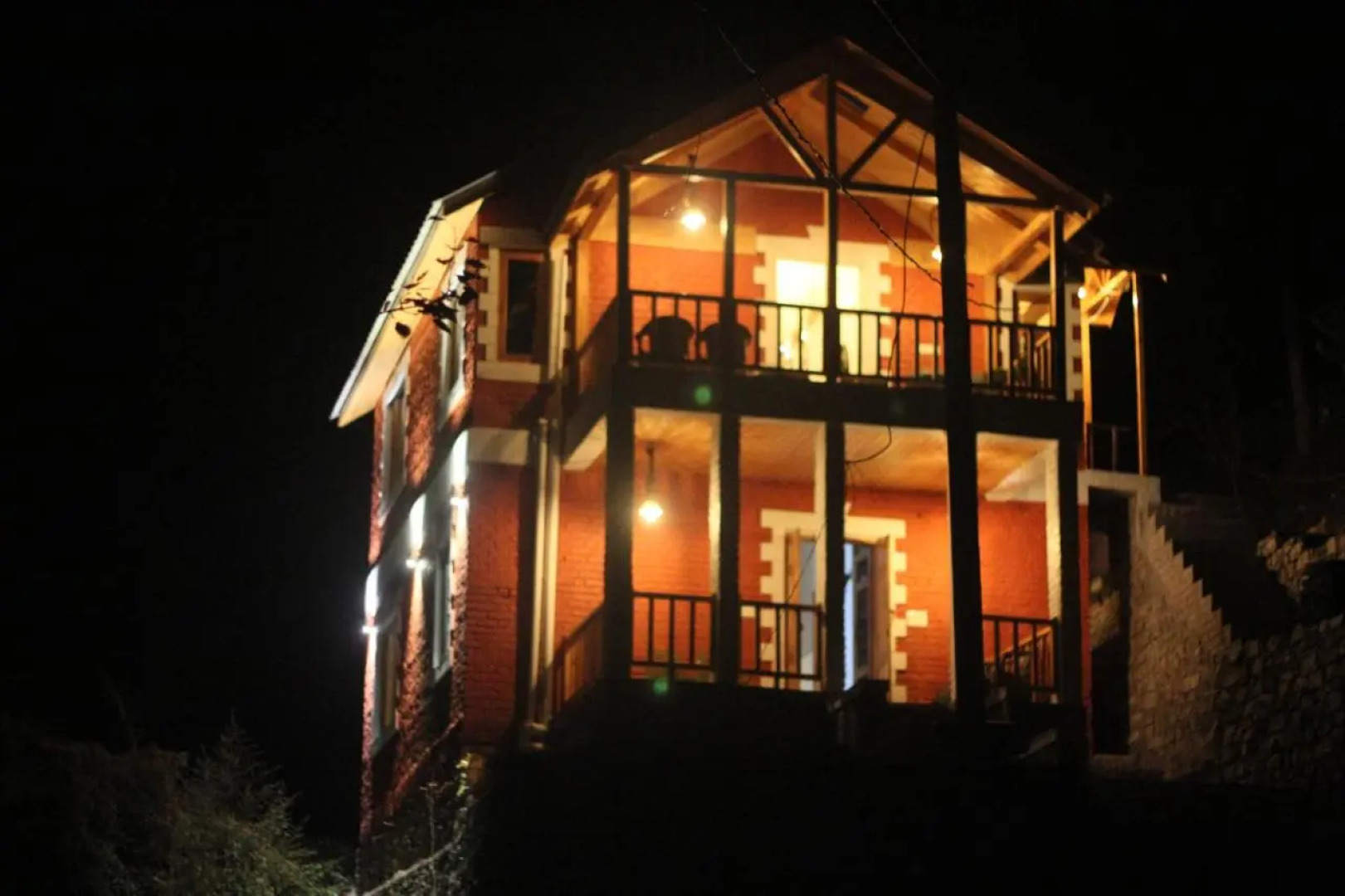 Offbeat Abodes - Tirthan Valley