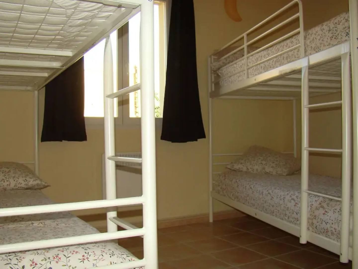 Cozy bungalow in the authentic French countryside