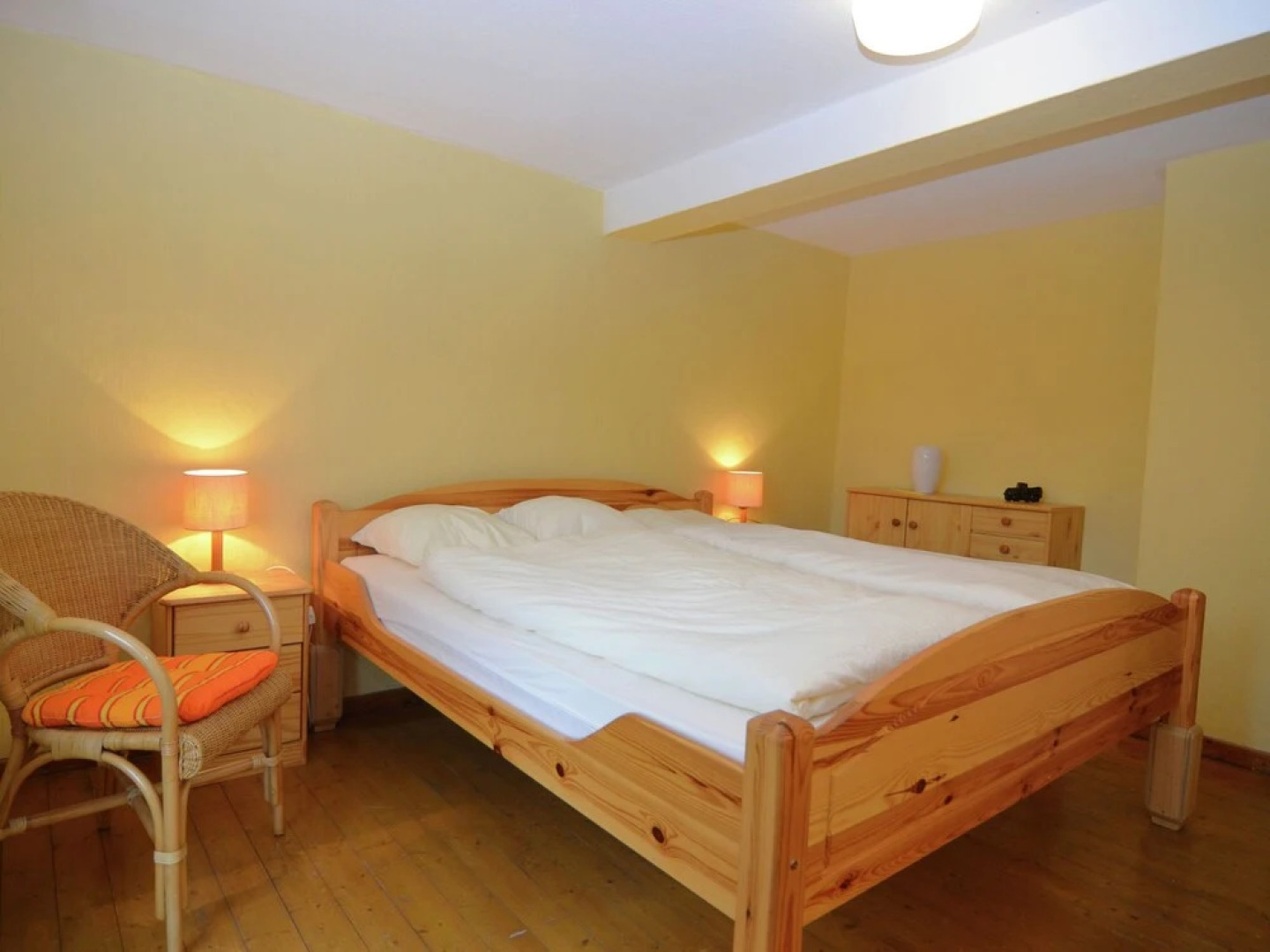 Spacious Holiday Home in Landau near Lake