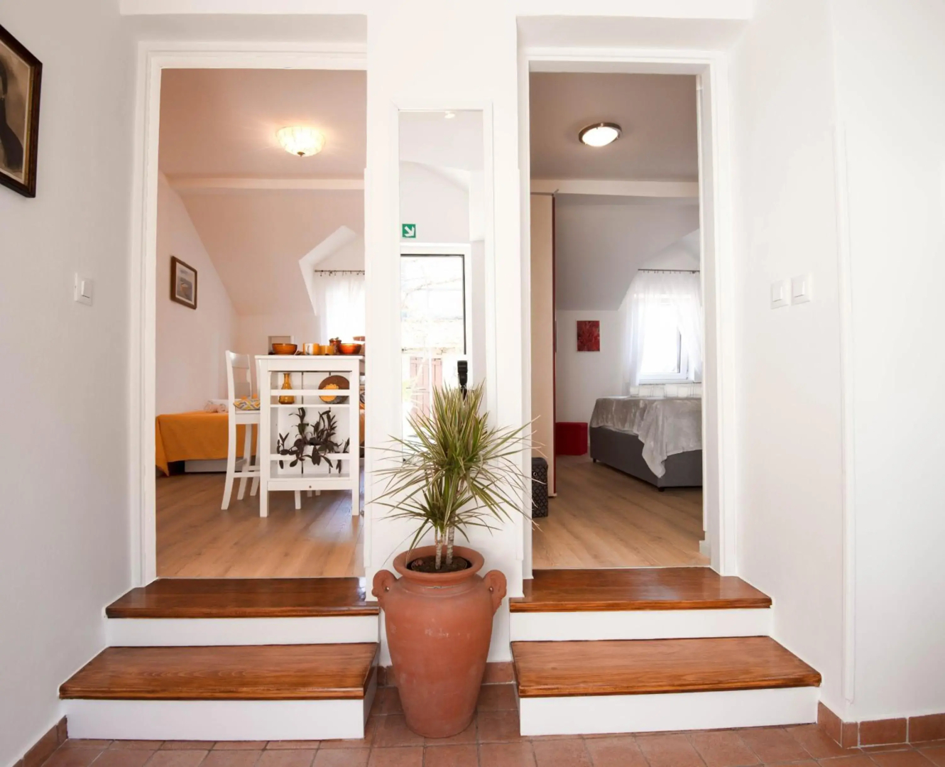 Mediterranean terrace apartment with Bikes & SUP