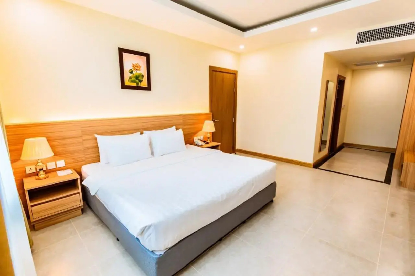 Titan King Casino and Resort