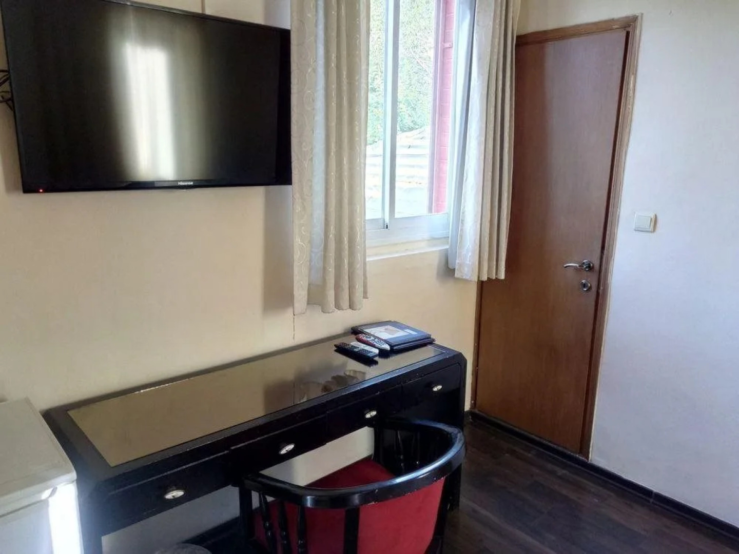 Little House In The Colony