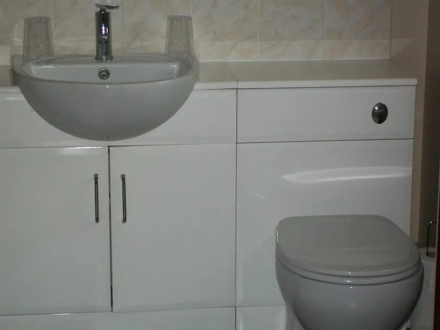 Fitzwilliam Arms Hotel