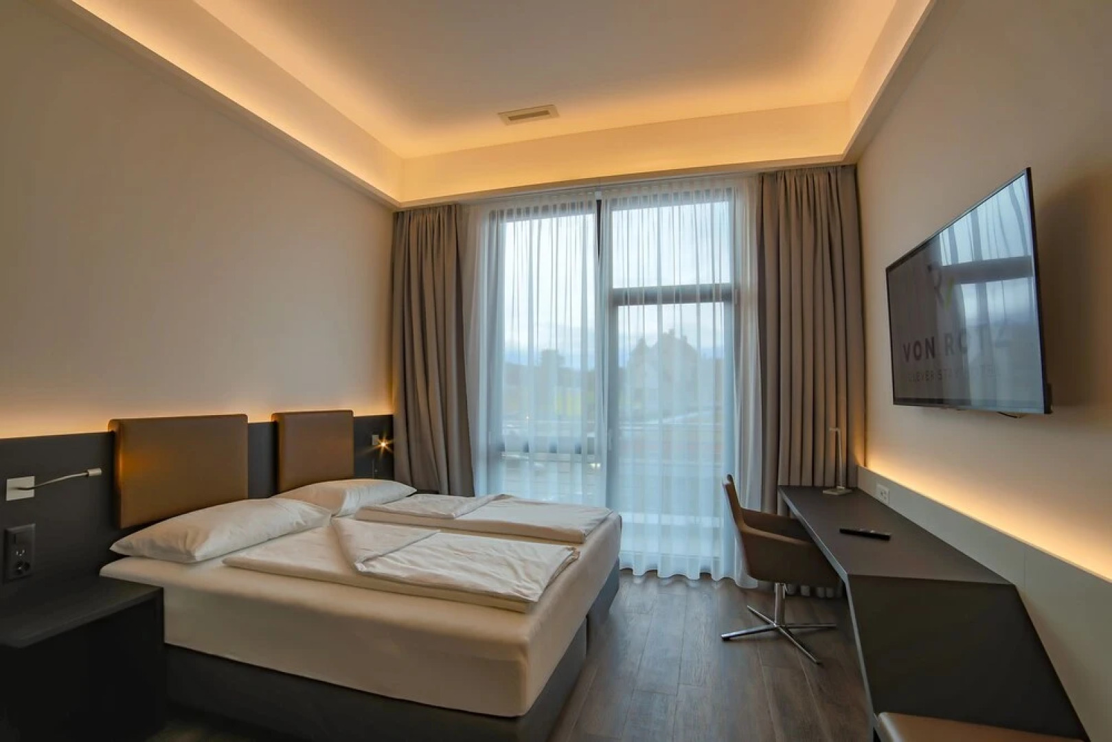 Self Check-in Hotel von Rotz