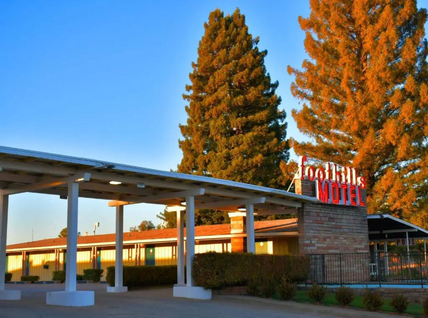 The Foothills Motel