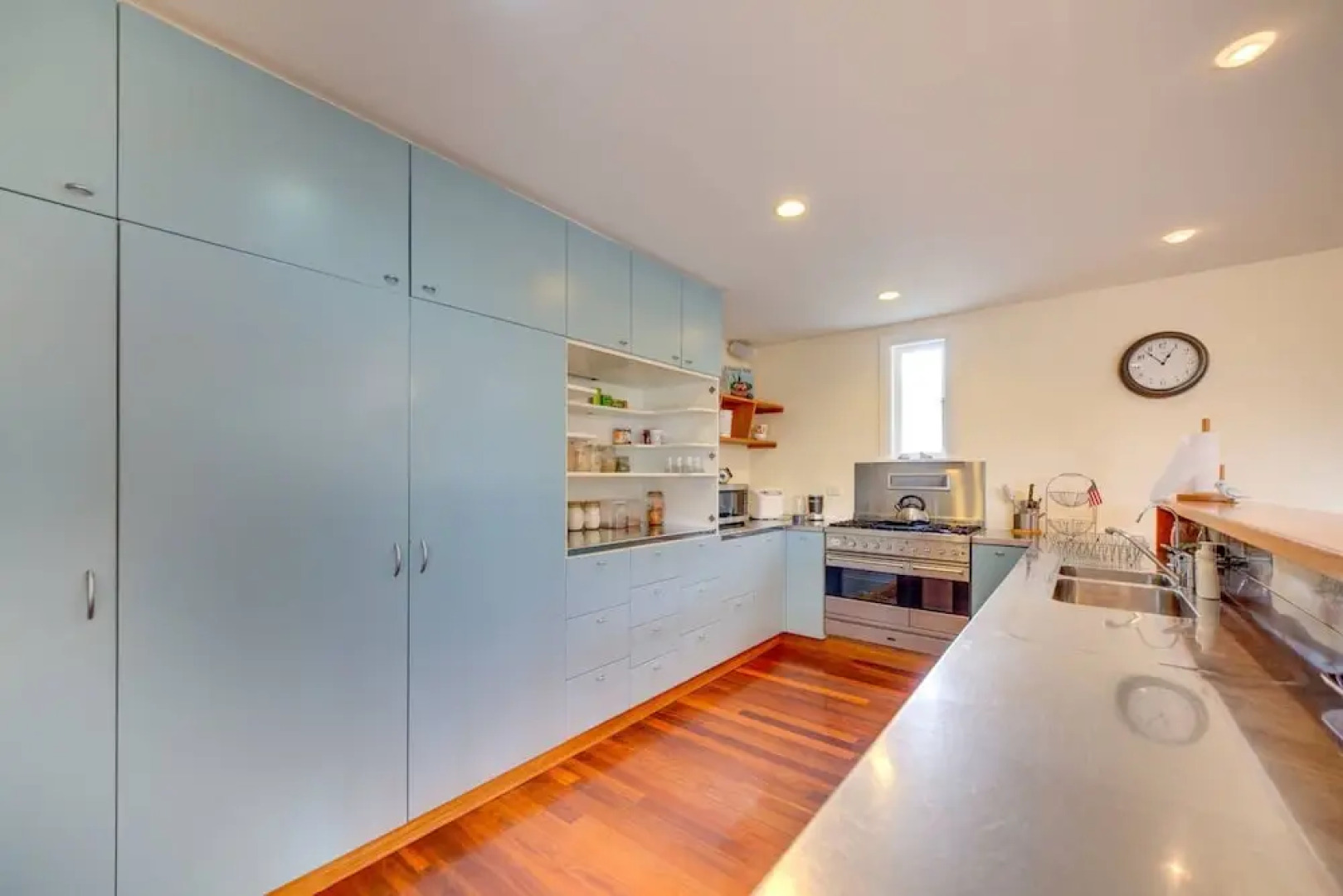 Awesome 3 bed Wellington House
