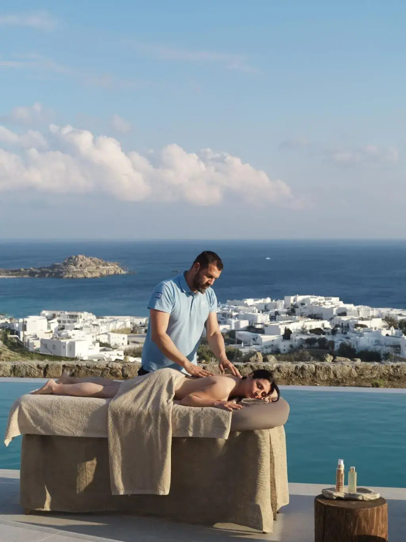 Ezio Bo Luxury Living