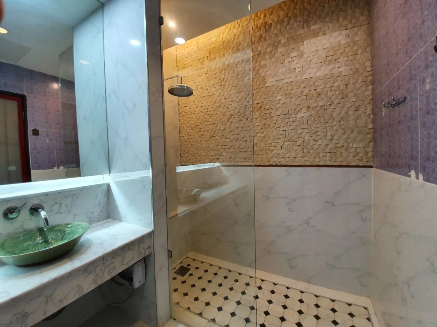 Tharaburi Resort Sukhothai