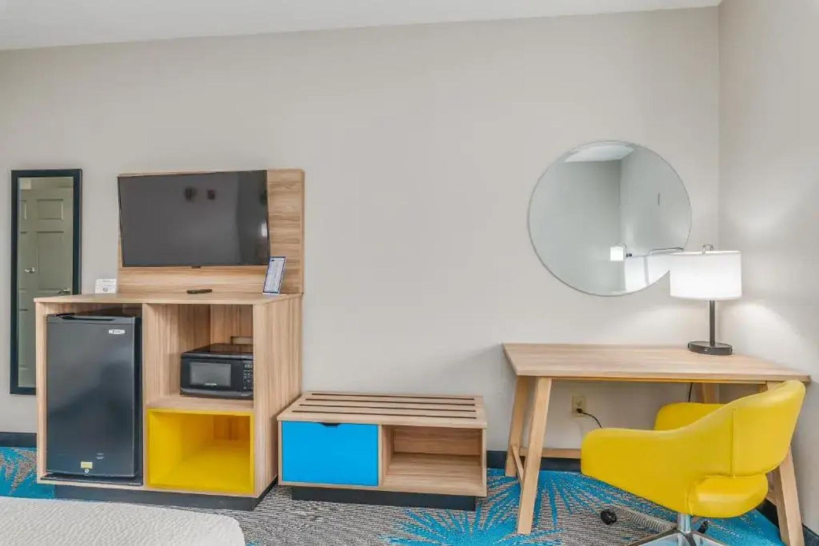 Days Inn & Suites Prattville-Montgomery