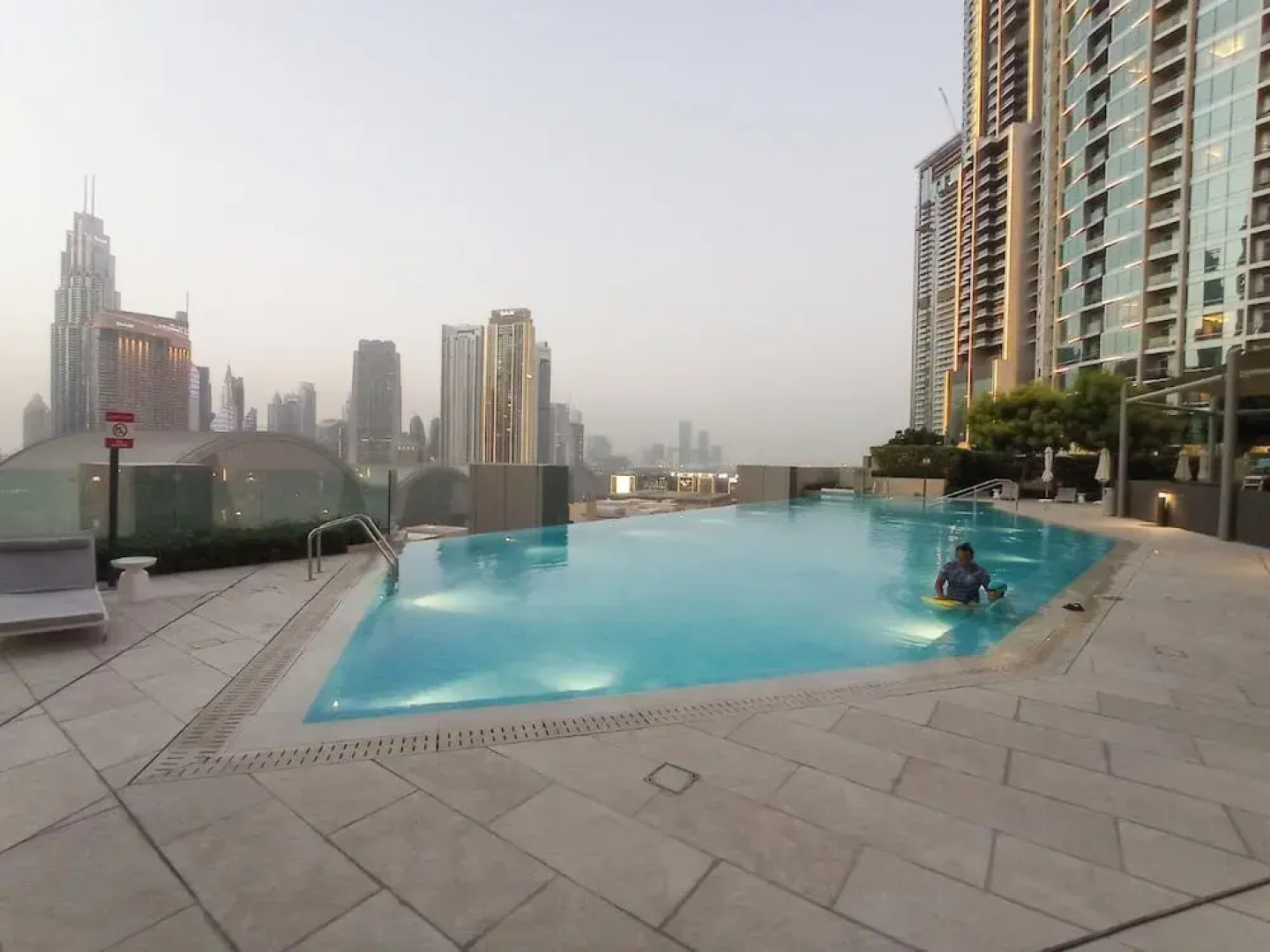 Direct Dubai Mall Access Downtown Boulev