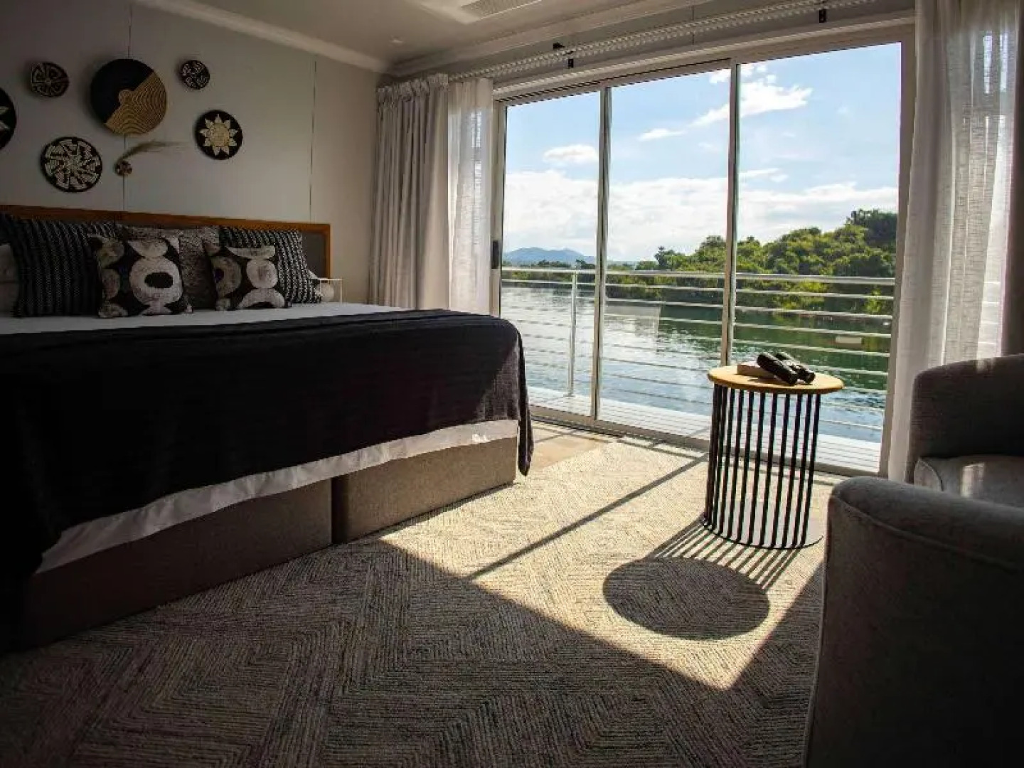 Mantis Kivu Queen Uburanga