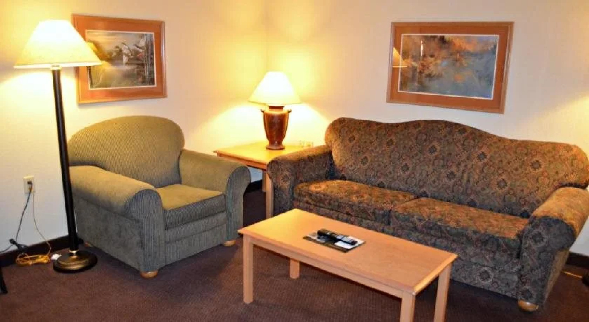 Fossil Creek Hotel And Suites