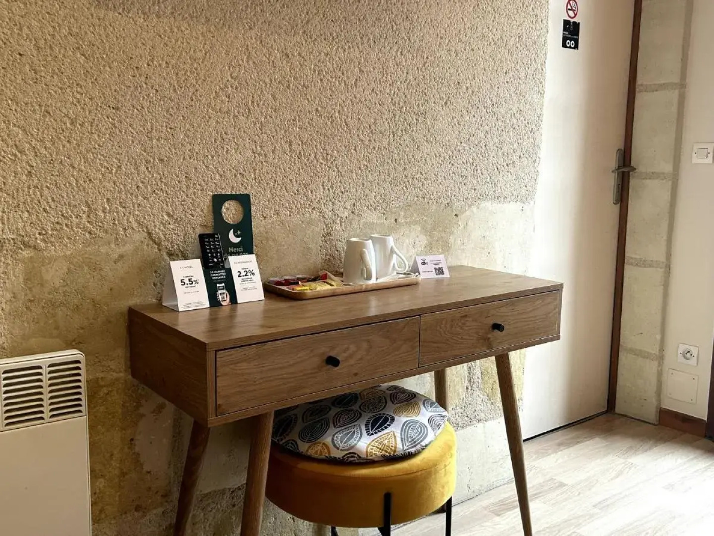 Logis Auberge Le Colombien - Hôtel Restaurant