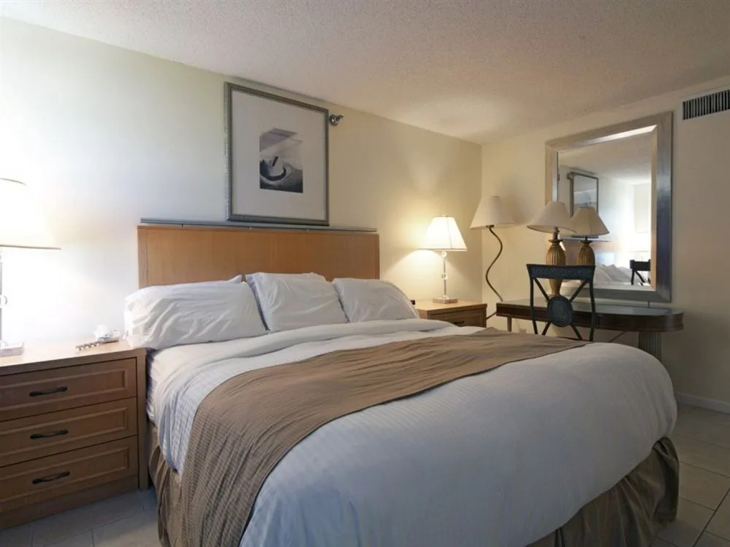 Hillsboro Beach Resort by Kasa