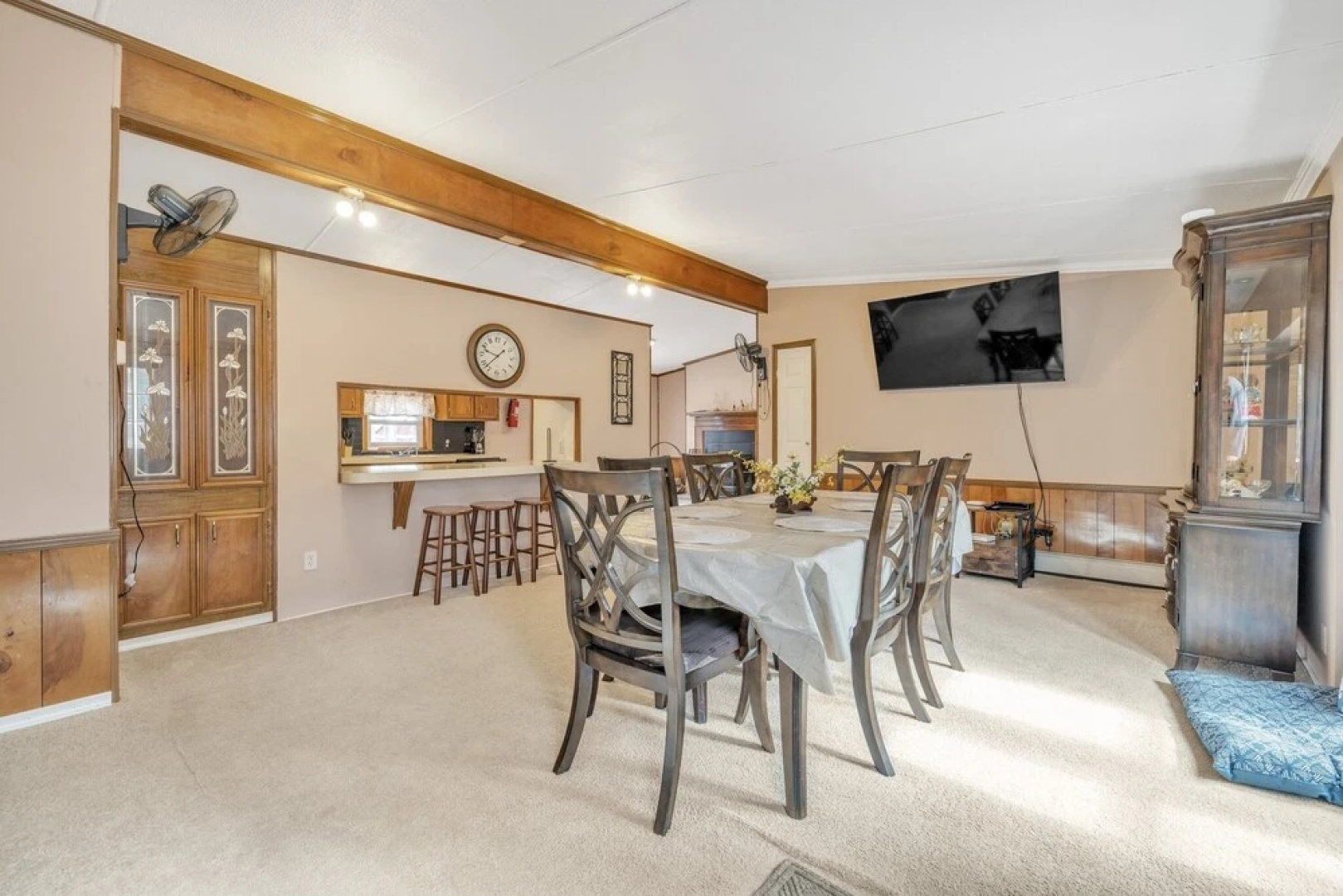 Pocono Family Home With Lake Access & Fire Pit! Pet Friendly! 3 Bedroom Cabin by Redawning