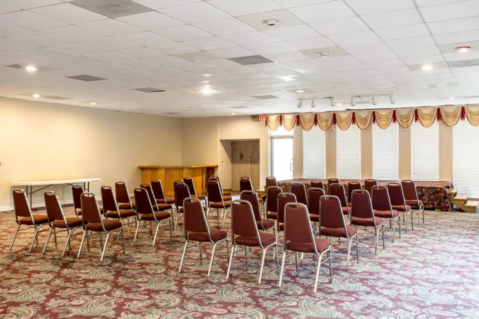 Econo Lodge and Conference Center