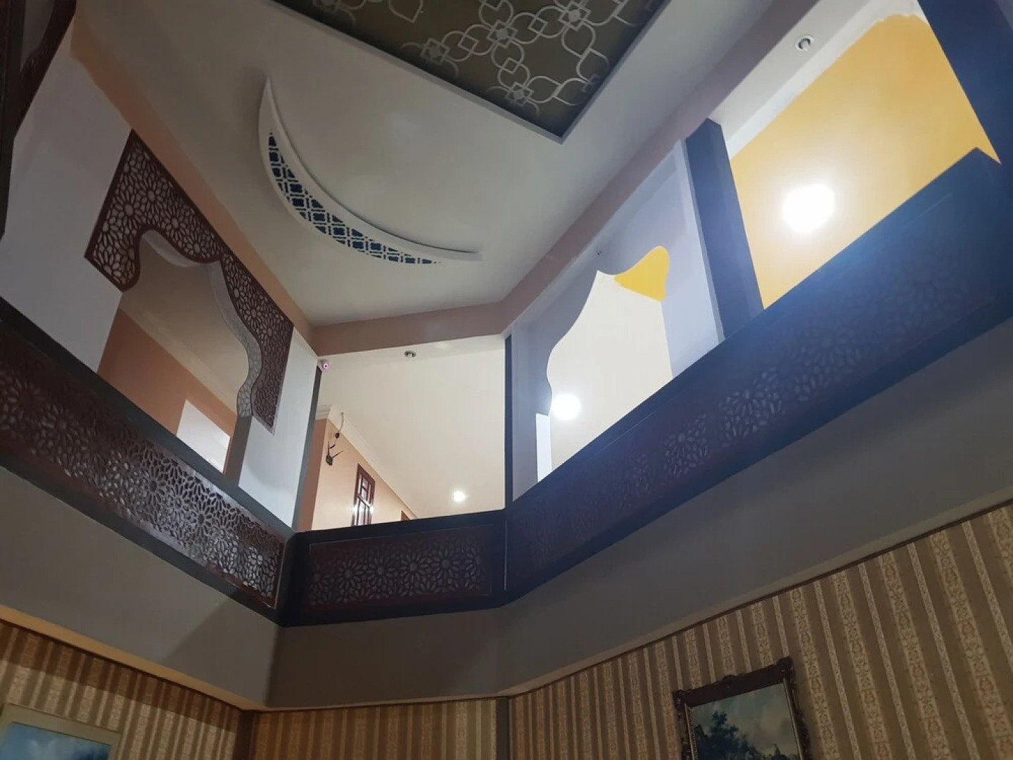 Capital O 93263 Linge Land Hotel