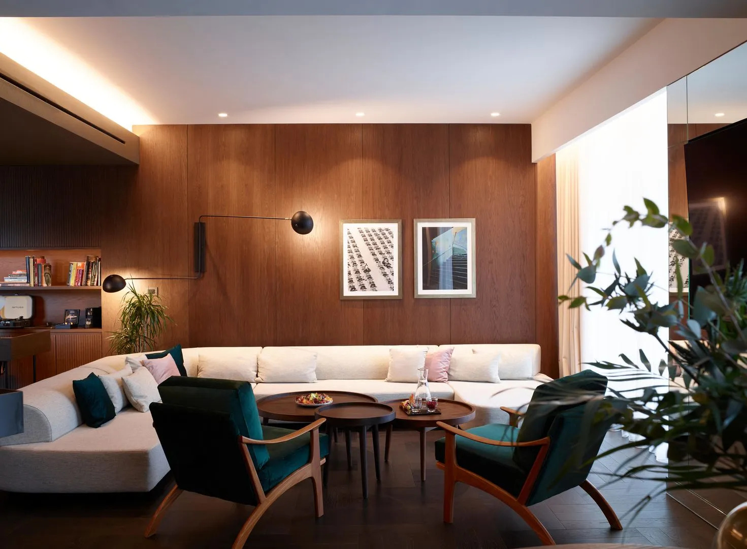 Отель Brown Acropol