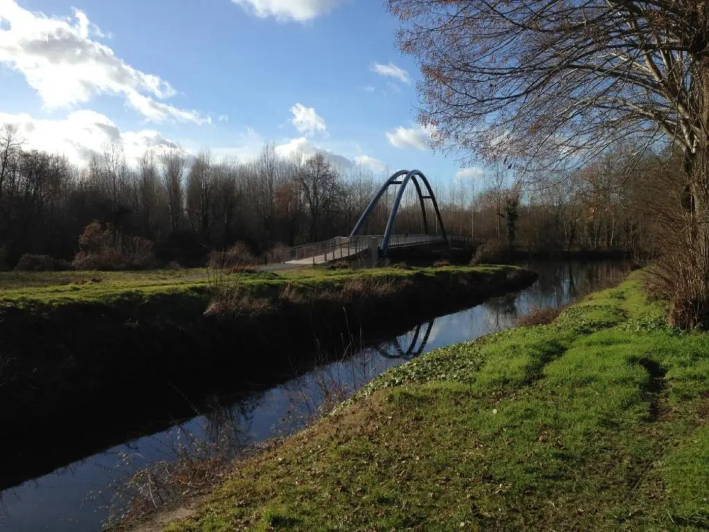 Gîte Annesse-et-Beaulieu, 5 pièces, 8 personnes - FR-1-616-199