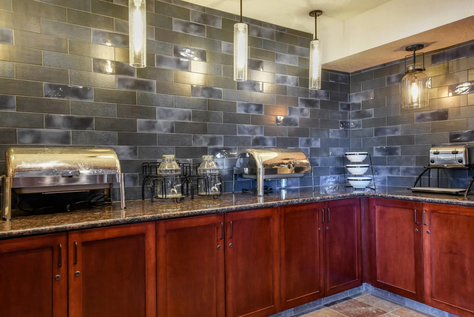 Kathryn Riverfront Inn, an Ascend Collection Hotel